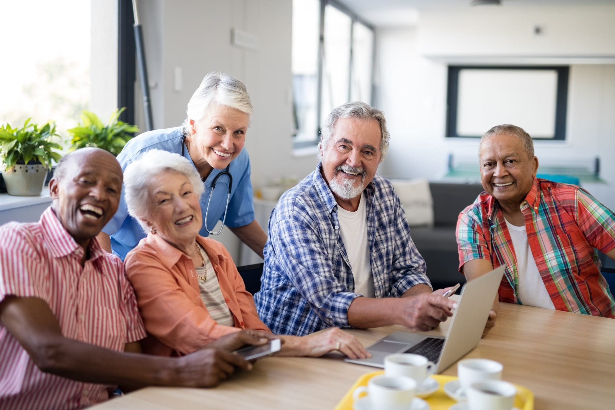 9 Fun Activities Seniors Can Do in Assisted Living | SaraBella Senior Living